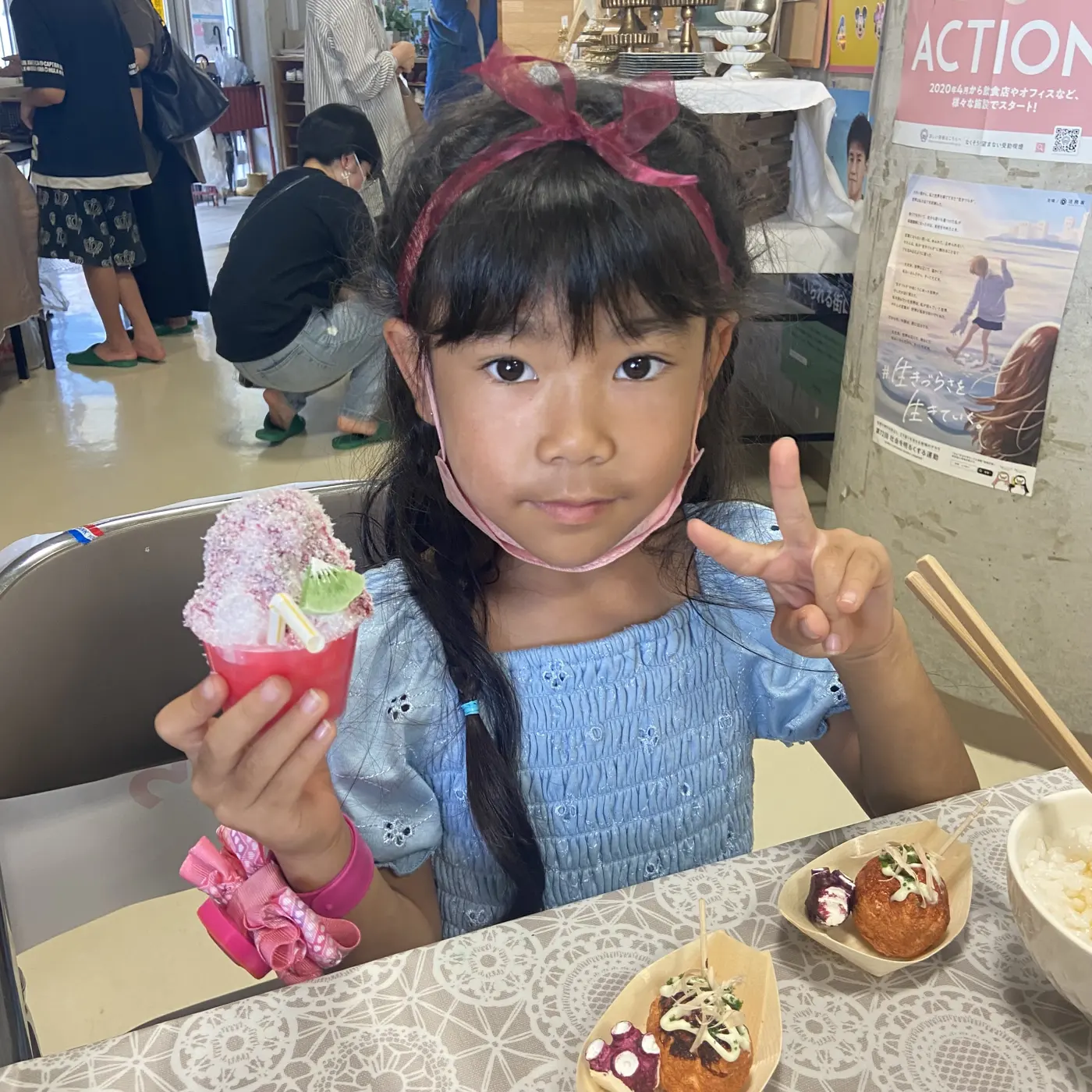 いちごかき氷のサンプルと一緒に