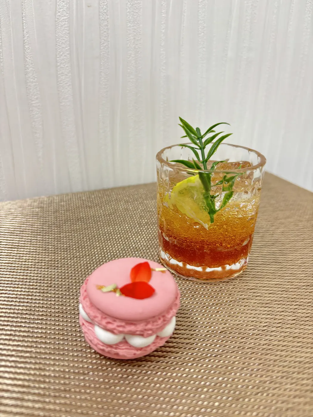 マカロンとドリンク