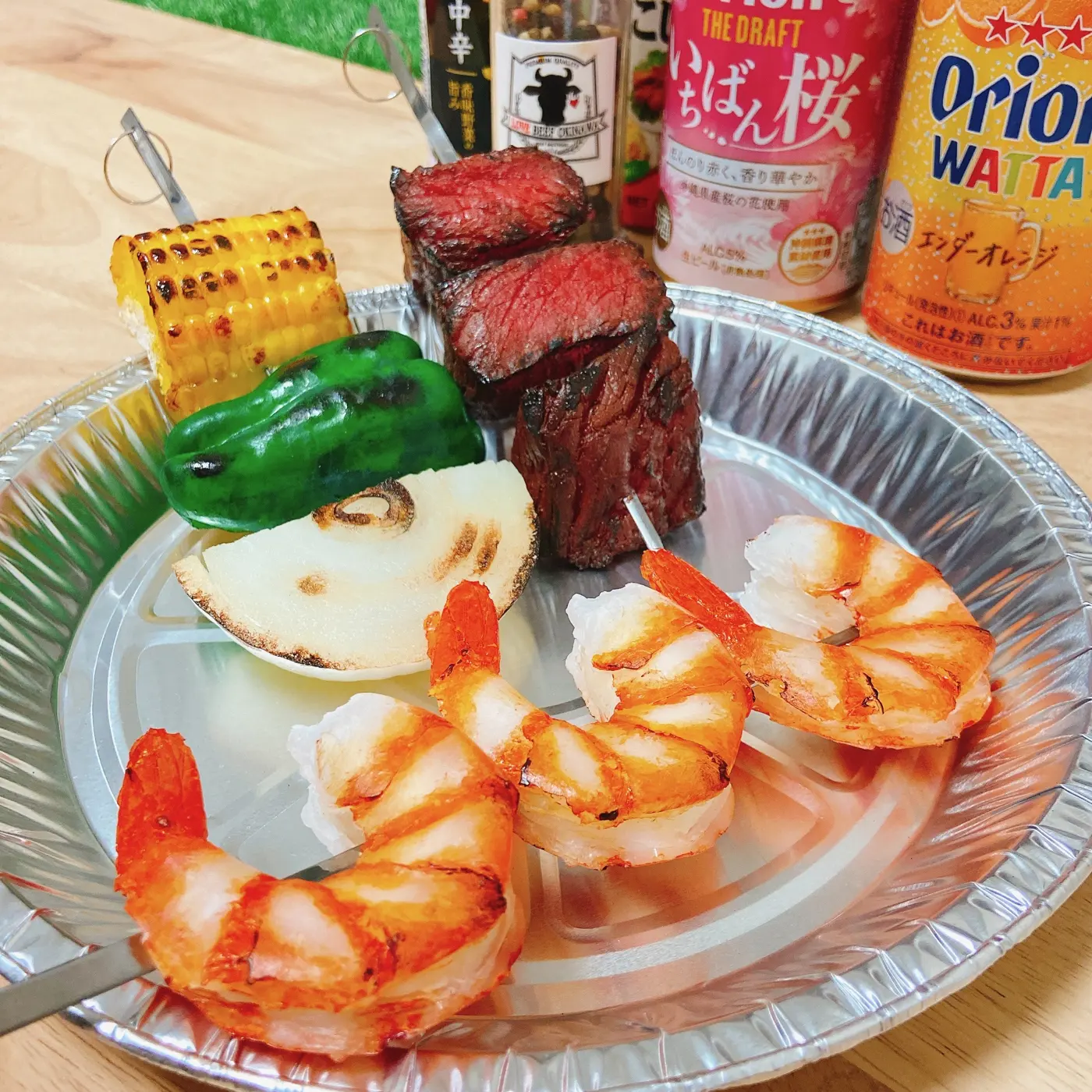 ステーキとエビのプレート