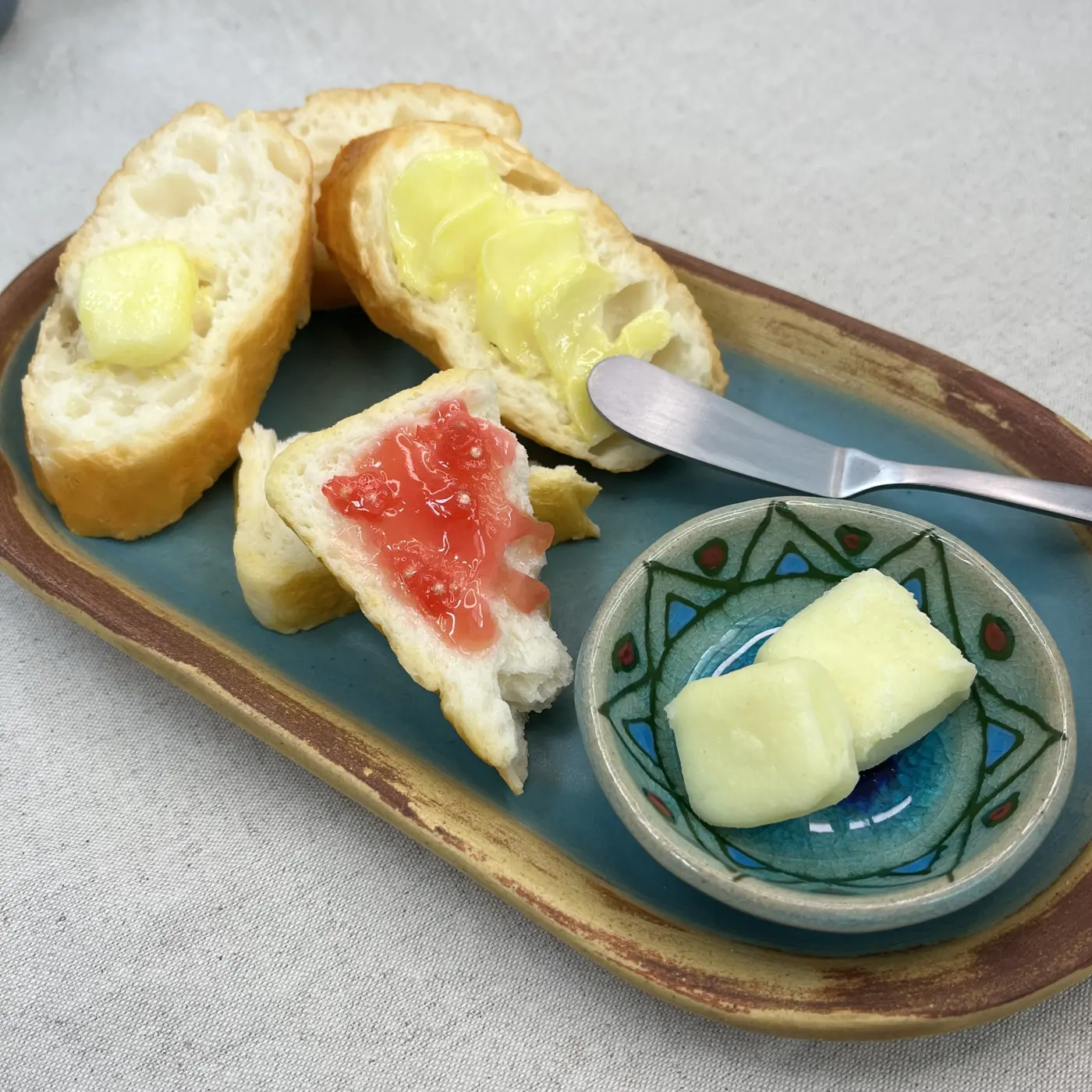 トーストとジャム